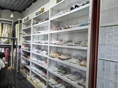 -翰皇直营洗衣洗鞋(望京鹿港店)