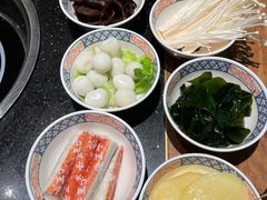 -周小明火锅(黑金冠社区店)