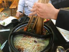 -让签签飞小郡肝串串香(春熙路形象店)