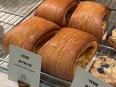 -VERIE BAKEHOUSE