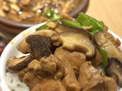 -蒙自源米线大王(花园城商场店)