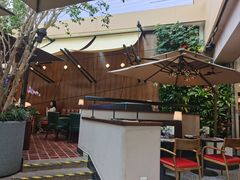 -绿茵阁(中华广场店)