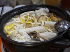 -菌之家·专业纯野生菌火锅·特色炒菌