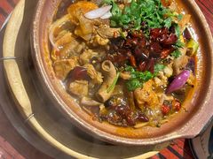 -沙胆彪炭炉牛杂煲(上海日月光广场店)