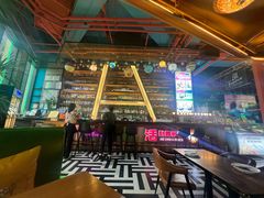 -Famous肥猫墨西哥音乐餐吧(五棵松华熙LIVE店)