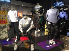 -NIKE武汉品牌体验店