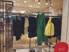 -COS(月星环球港店)