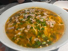 酸汤肥牛-蜀宴小调·精致家常菜(科华店)