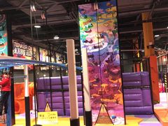 -Tenker Club弹刻极限主题公园 · 蹦床 · 团建 · 生日派对(大关店)