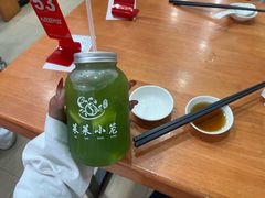 -莱莱小笼·乔艾