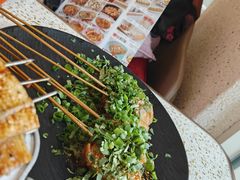 -小董哥烤串·爆汁大油边(故宫店)