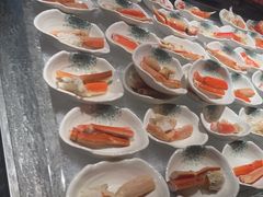 -雍容荟帝王蟹活龙虾展台自助(IFS黑金店)
