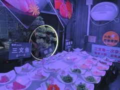 -领鲜活海鲜榴莲自助火锅(东门店)