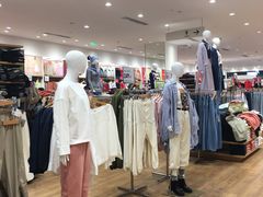 -优衣库(东莞汇一城店)