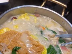 -煲王粤菜餐厅(中侨中心店)