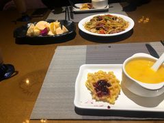 -戈尔登酒店·满堂彩咖啡厅