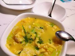 -凤凰路何眼镜香辣蟹(花果园店)