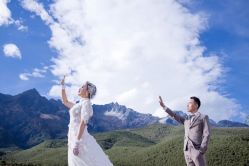 -四叶草环球旅拍