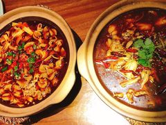 肥肠牛蛙砂锅-马头巷·食景园(苏州总店)