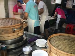 -严氏重油烧麦(民权路店)