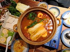 -猫爷的腔调·黔小馆(交大医学住宅区店)