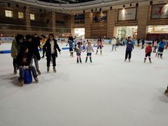 -冠军冰场(环球中心店)