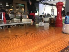 -Pizza Express(机场T1店)
