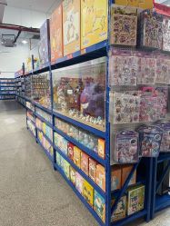 -逝水玩具折扣店