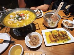 -隔壁老王·家常云南菜(花巷店)