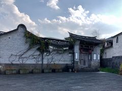 -比顿咖啡(和顺古镇店)