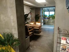 -HIGH FIVE哈福手工汉堡(桂林路店)