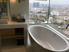 -阿瓦尼河滨曼谷酒店