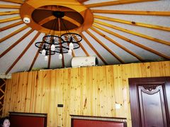 -呼伦贝尔大草原巴尔虎蒙古部落民俗旅游度假景区