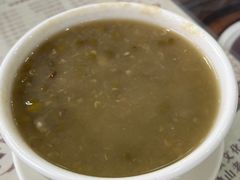 香草栗子绿豆沙-周大娘牛乳(旧寨古村总店)