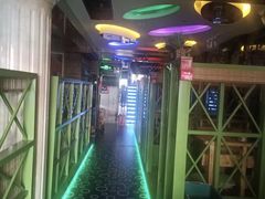 -乐天虫量贩式KTV(十字街店)