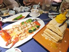 蒜蓉蒸龙虾-维园悦谱·海派家常菜(乌鲁木齐南路店)