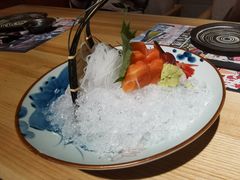 三文鱼刺身-鲔吞·和牛寿喜烧(闵行区绿瘦酒店)