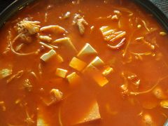 部队火锅-HONGA HONGA雄家(曹路店)