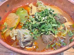 -成都你六姐·牛肉冒菜(上海环宇荟店)