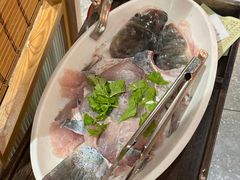 -老船舫·现做活鲜鱼馆(东郊记忆店)