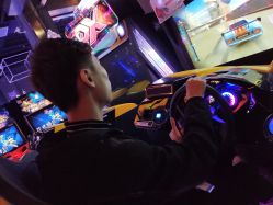 -嗨翻Hi-Fun竞技主题乐园·蹦床团建生日聚会(五棵松华熙店)
