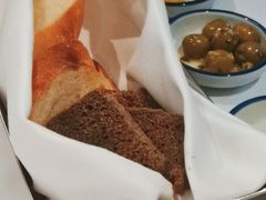 餐前面包-安东尼奥餐厅