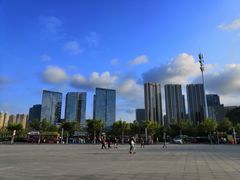 -东港音乐喷泉广场