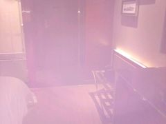 -武汉光谷广场杨家湾地铁站怡程酒店