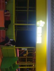-蹦蹦跳跳(新奥购物中心店)