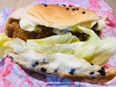 南美烟熏鸡腿堡-德克士(崂山百货店)