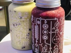 牛油果蓝莓卡士-野萃山·潮汕厚果汁(十亩地店)