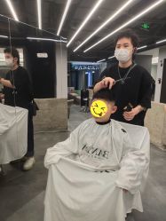 -斑斓色彩沙龙