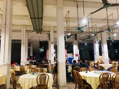 大堂-标记美食新鲜猪杂(兴南大道店)