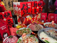 -小天鹅火锅·一线江景洪鼎旗舰店(洪崖洞店)
